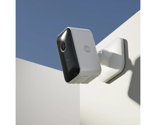 Yale Logo auf einer Überwachungskamera zur Aussenmontage