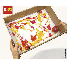 Farben-Kugelbahn für Kinder mit Farben und Kugeln.