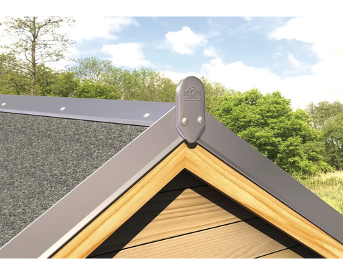 Detailansicht eines Gartenhauses mit Metalldach und Eckverbinder