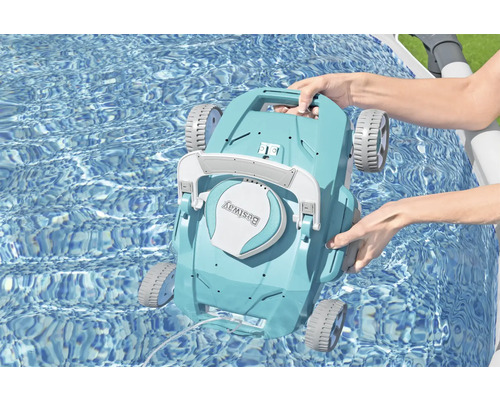 Bestway Poolreinigungsroboter im Schwimmbecken