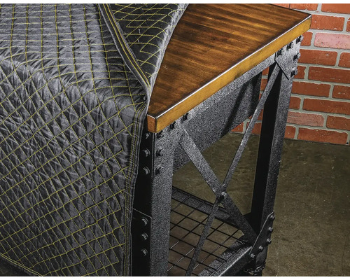 Tisch mit Holzplatte, Metallgestell und gesteppter Decke