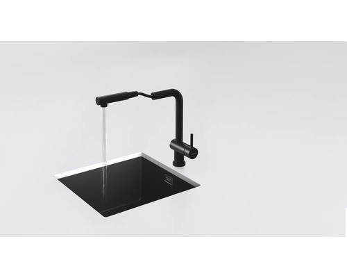 Schwarze Küchenspüle mit Wasserhahn