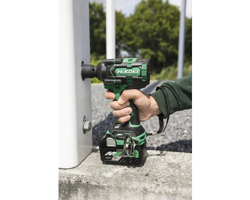 Akku-Schlagschrauber im Einsatz