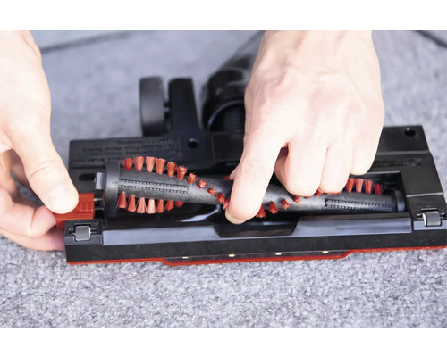 Auswechseln der Bürstenrolle eines Staubsaugers