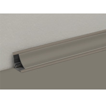 Sockelleiste aus Kunststoff an Wand und Boden