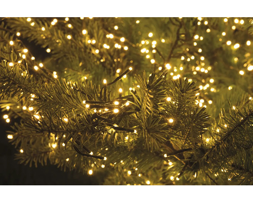 Lichterkette auf einem Weihnachtsbaum
