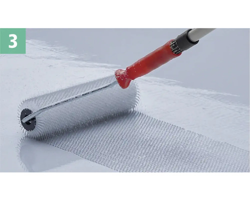 Entlüftungswalze im Einsatz auf einer beschichteten Oberfläche