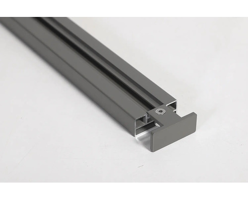 Aluminiumprofil mit Endkappe