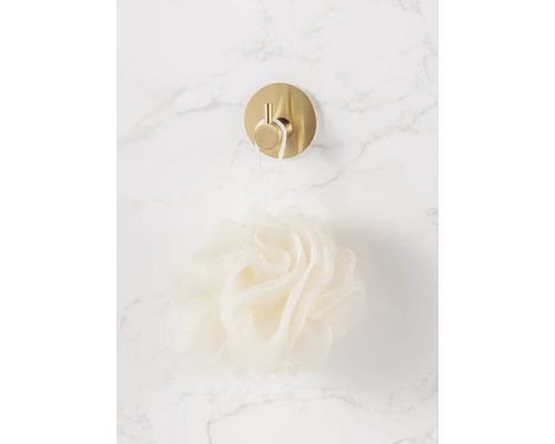 Badezimmer Szene mit Wandhaken und Badeschwamm