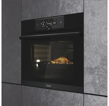 Haier Backofen mit Brathähnchen