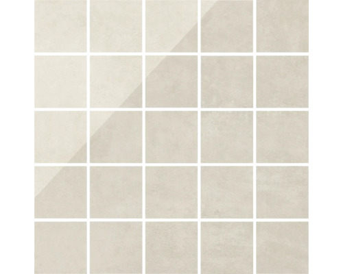 Mosaikfliesen mit quadratischem Muster