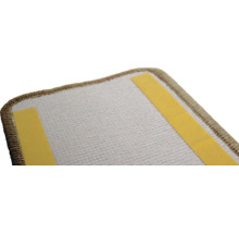 Detailansicht einer Teppichunterlage mit Klebestreifen