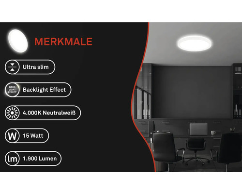 Flache Deckenleuchte mit 15 Watt, 1900 Lumen und neutralweißem Licht in einem Büroraum.
