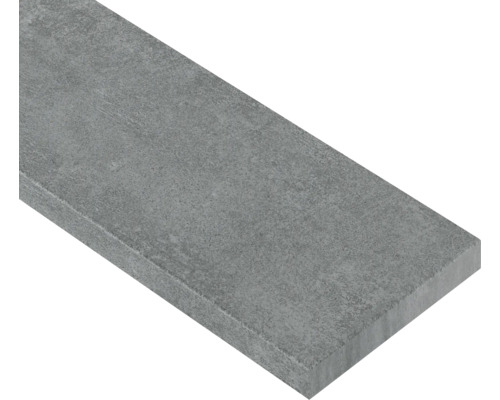 Graue Terrassenplatte aus Beton