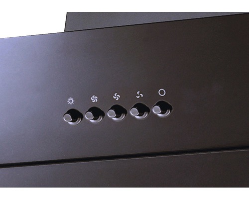 Nahaufnahme der Bedienelemente einer Dunstabzugshaube mit Licht- und Gebläseeinstellungen.