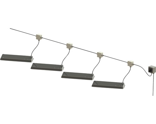 Reihenleuchte mit mehreren Leuchten und Anschlussboxen