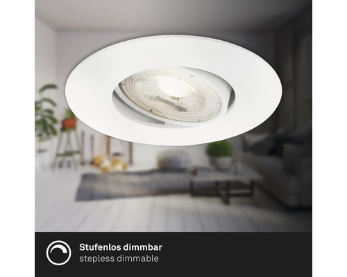 Weiße Deckeneinbauleuchte im Wohnzimmer