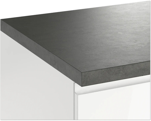 Küchenarbeitsplatte aus Stein auf Unterschrank