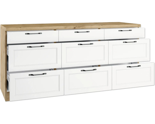 Kommode mit neun Schubladen und Metallgriffen