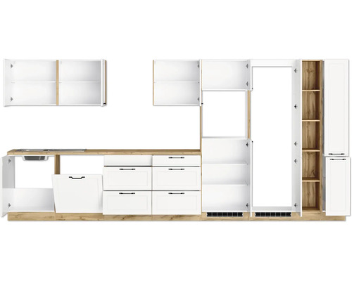 Küchenzeile mit Spüle, Unterschränken, Schubladen und Hochschränken