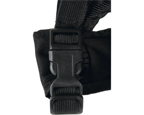 Kunststoffschnalle an einem schwarzen Gurt