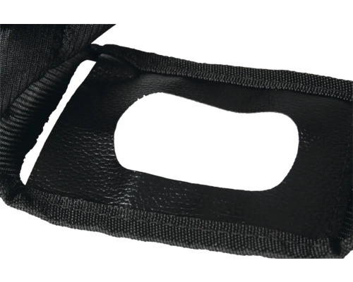 Detailaufnahme eines schwarzen Werkzeuggürtels mit Aussparung