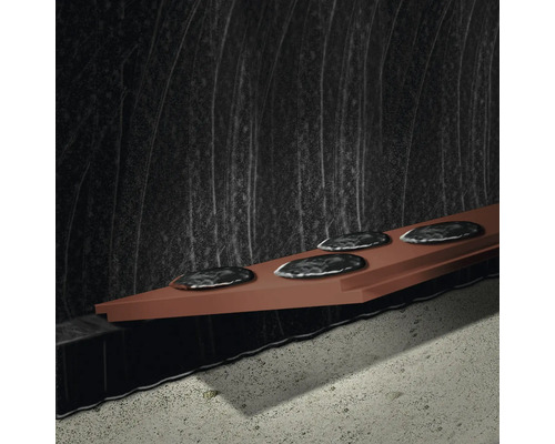 Detailaufnahme einer Dichtbahn mit Noppenstruktur zum Schutz der Bausubstanz