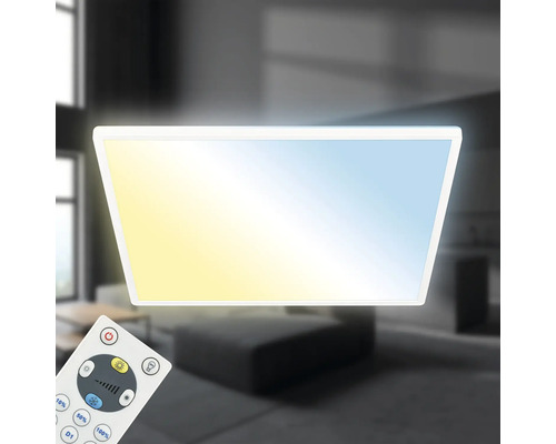 LED Panel Leuchte mit Fernbedienung in einem Wohnzimmer.