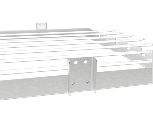 Metallbettrahmen mit Befestigungslöchern