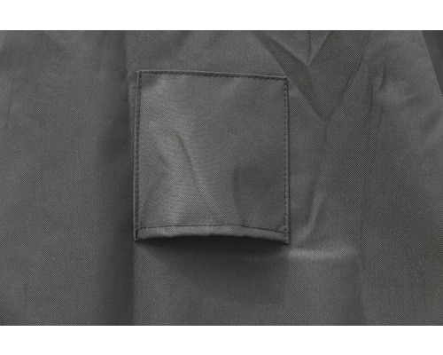 Detailaufnahme einer grauen Schutzhülle mit Tasche