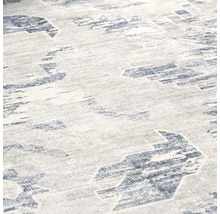 Detailansicht eines Teppichs mit abstraktem Muster