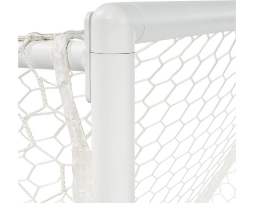 Detail einer Fußballtornetz-Ecke