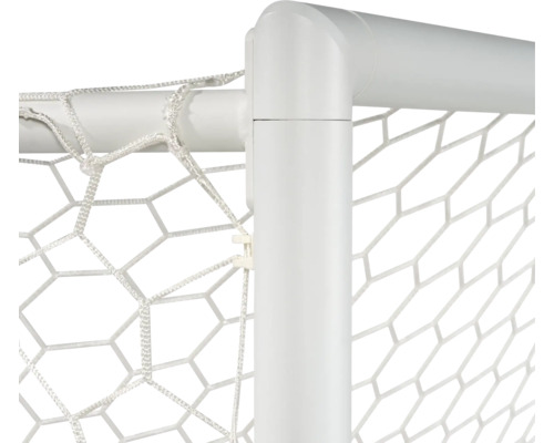 Detailansicht eines Fußballtors mit Netz