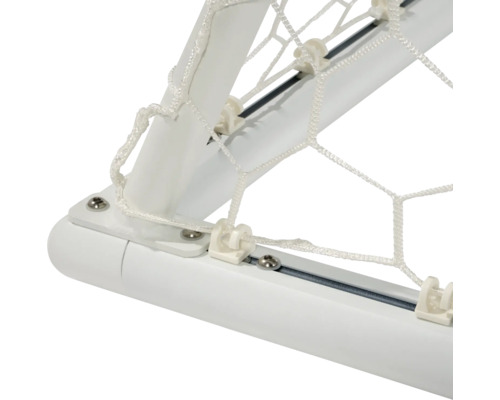 Detailansicht eines Fußballtors mit Netz