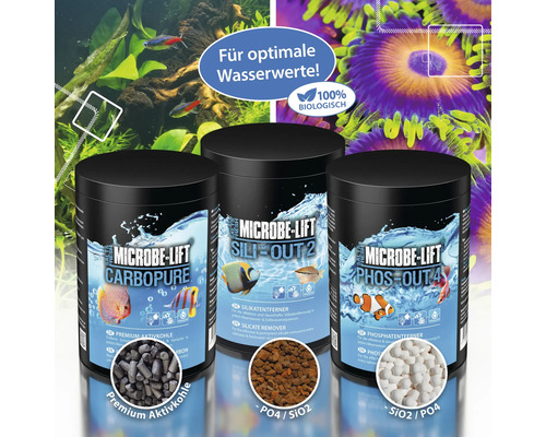 Drei Behälter Microbe-Lift Wasseraufbereiter zur Verbesserung der Wasserwerte.