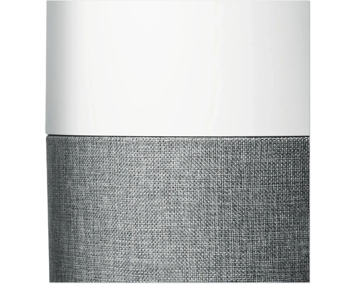 Detailansicht eines Luftreinigers mit Textilbezug