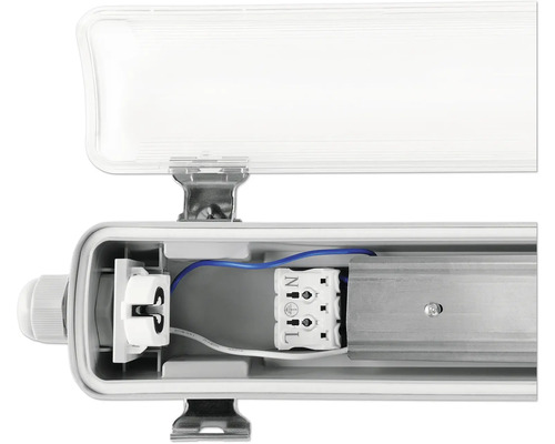 Innenansicht einer Langfeldleuchte mit elektrischen Bauteilen