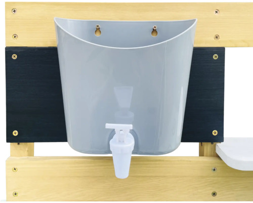 Grauer Wasserspender mit Wasserhahn an einem Holzgestell
