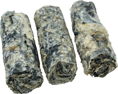 Drei Anzündhilfen aus natürlichen Materialien für Grill oder Kamin