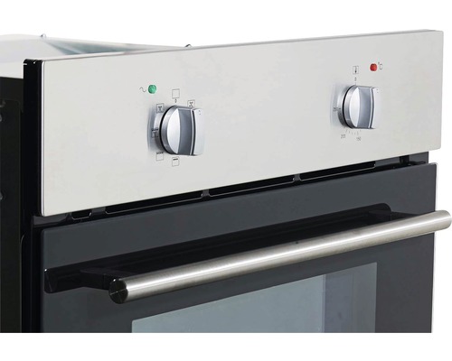 Detailansicht eines Backofens mit Temperaturregler und Funktionswahlschalter