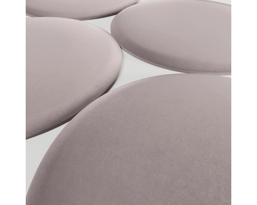 Mehrere runde Sitzkissen aus Stoff