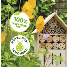 Insektenhotel mit den Hinweisen 100 Prozent Insektizidfrei und Nützlingsschonend