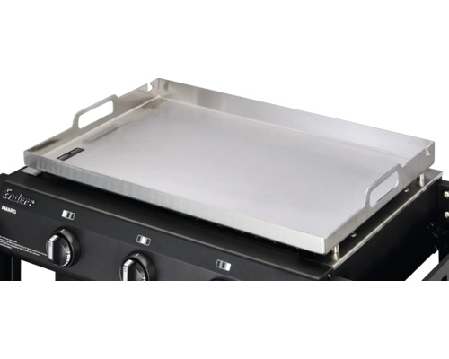 Edelstahl Grillplatte auf einem Grill