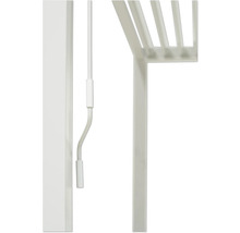 Detailansicht eines Rollladenkastens mit Bedienband