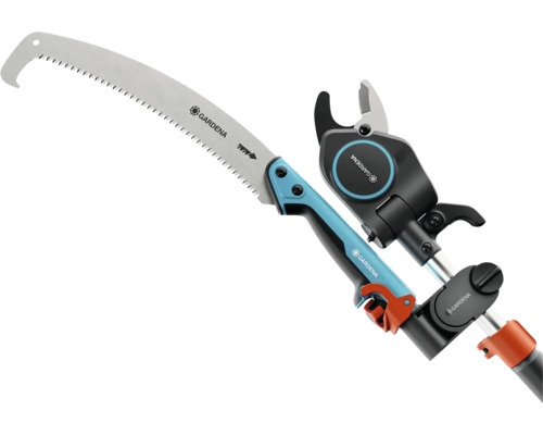 Gardena Baumsäge mit Astschneider für die Gartenarbeit