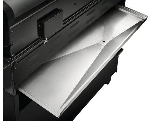 Detailaufnahme einer Pelletgrill-Ascheschublade aus Metall