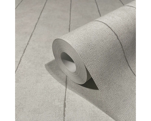 Tapetenrolle mit Streifenmuster