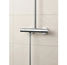 Aufputz Duscharmatur mit Thermostat an gefliester Wand