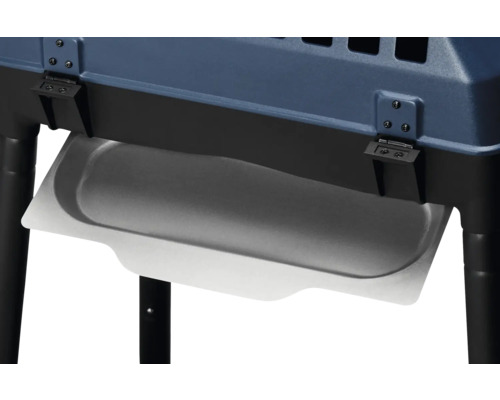 Detailansicht einer Transportbox mit Auffangschale