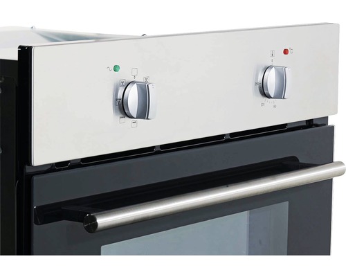 Nahaufnahme eines Einbaubackofens mit Drehknöpfen zur Steuerung von Funktionen und Temperatur